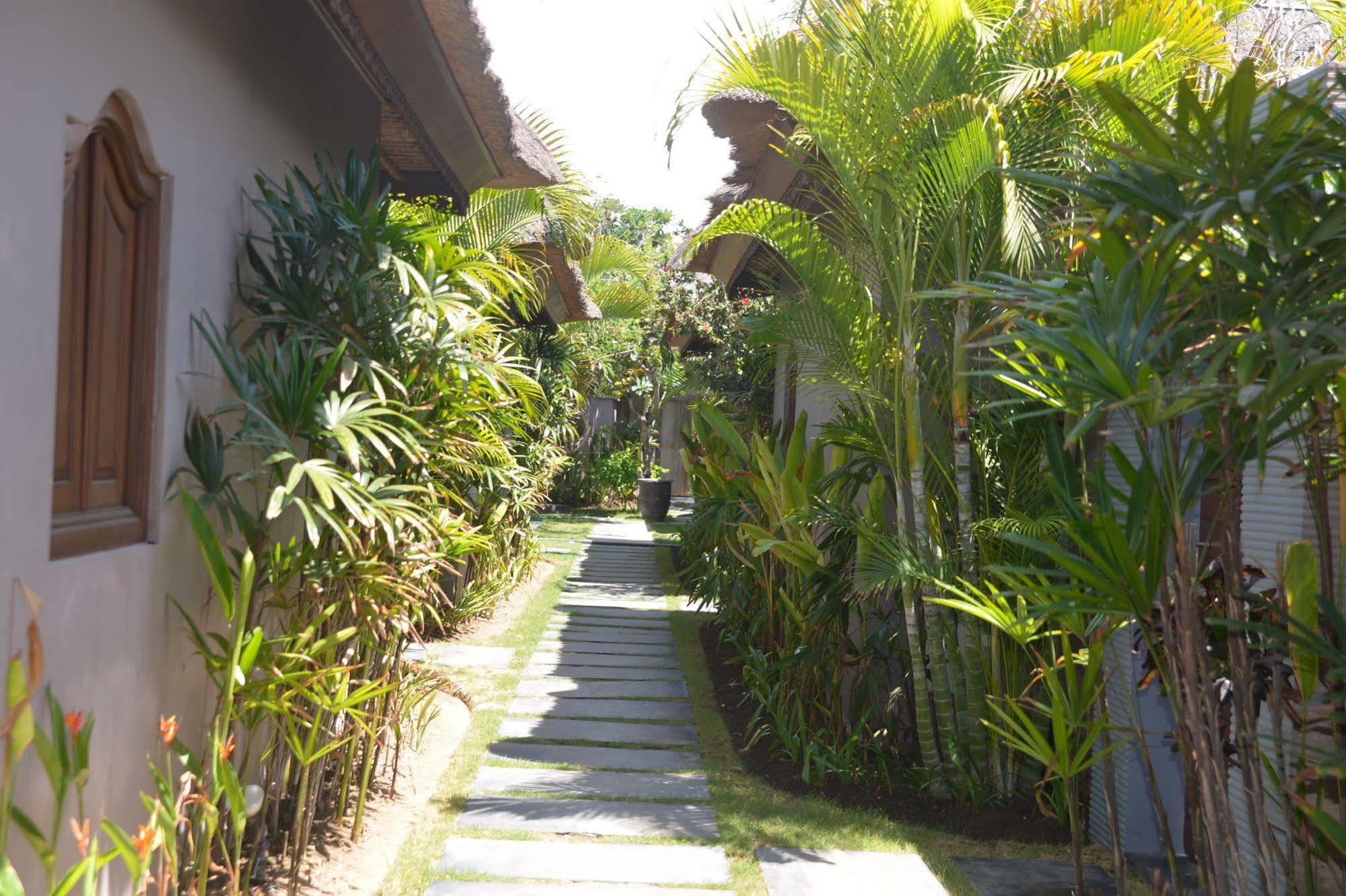 Indiana Kenanga Boutique Hotel & Spa Lembongan Extérieur photo